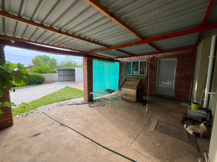 3 Bedroom Property for Sale in Flora Park Northern Cape